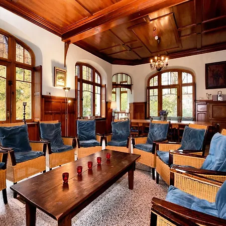 Beautiful Castle In Wit Garden, Cleaning Included Villa Spa